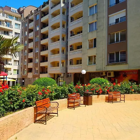 Zornitsa Apartment